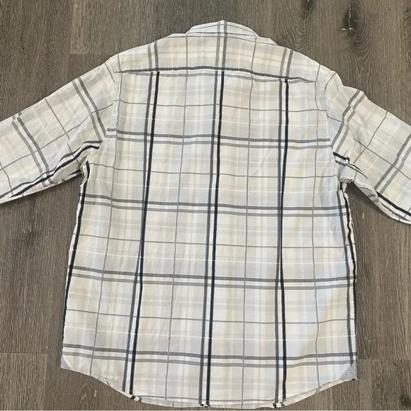 TOMMY BAHAMA men’s size large long sleeve button front collar plaid dress shirt - Picture 6 of 7
